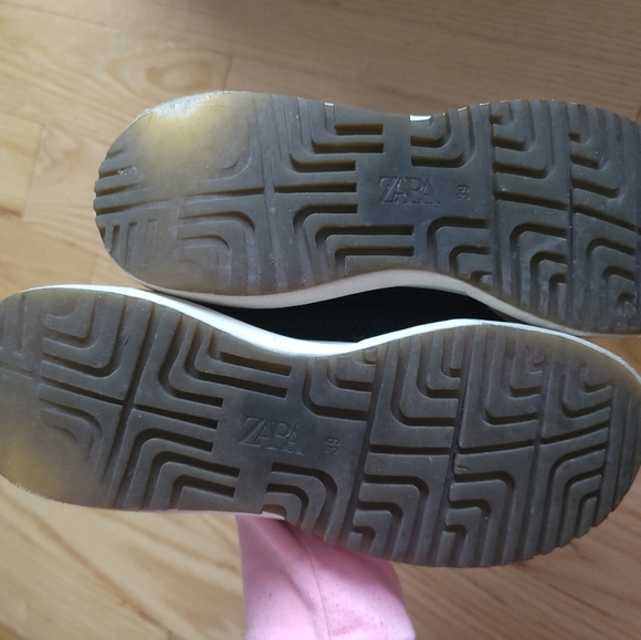 Zara sneakers - Picture 2 of 3